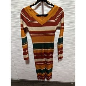 V neck stripped midi sweater dress